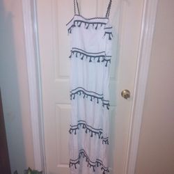 White Sleeveless Sundress