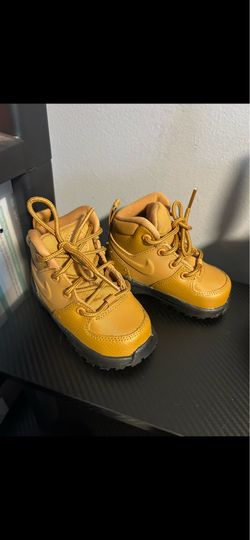 Nike boots
