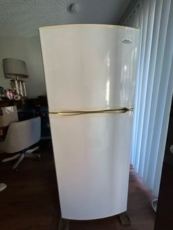 Whirlpool Refrigerator