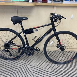 LIGHTLY USED FUJI ABSOLUTE 1.9 BICYCLE M 17 BLACK BUTTED ALUMINUM LOCAL PICKUP for Sale in Boynton Beach FL OfferUp