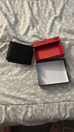 True Religion, Wallet.