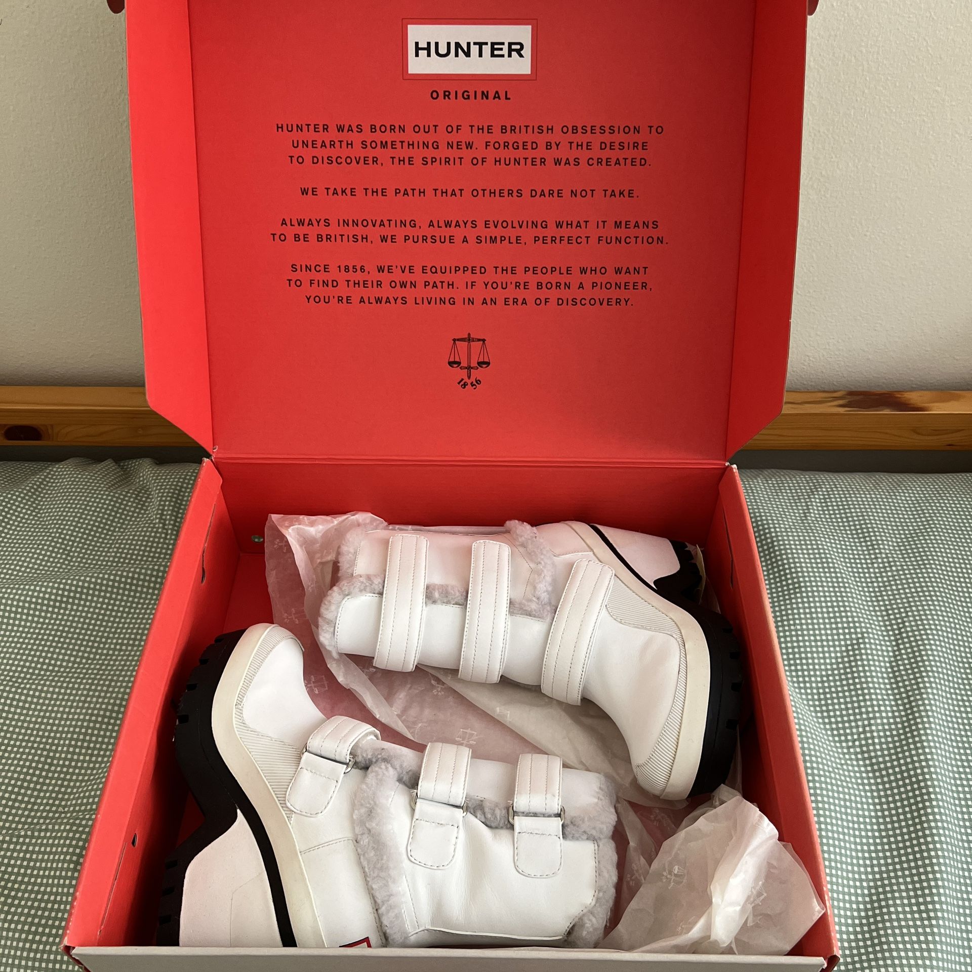 Hunter Wedge Boots Size 6