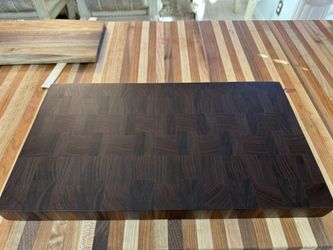 Endgrain Walnut Cutting Board