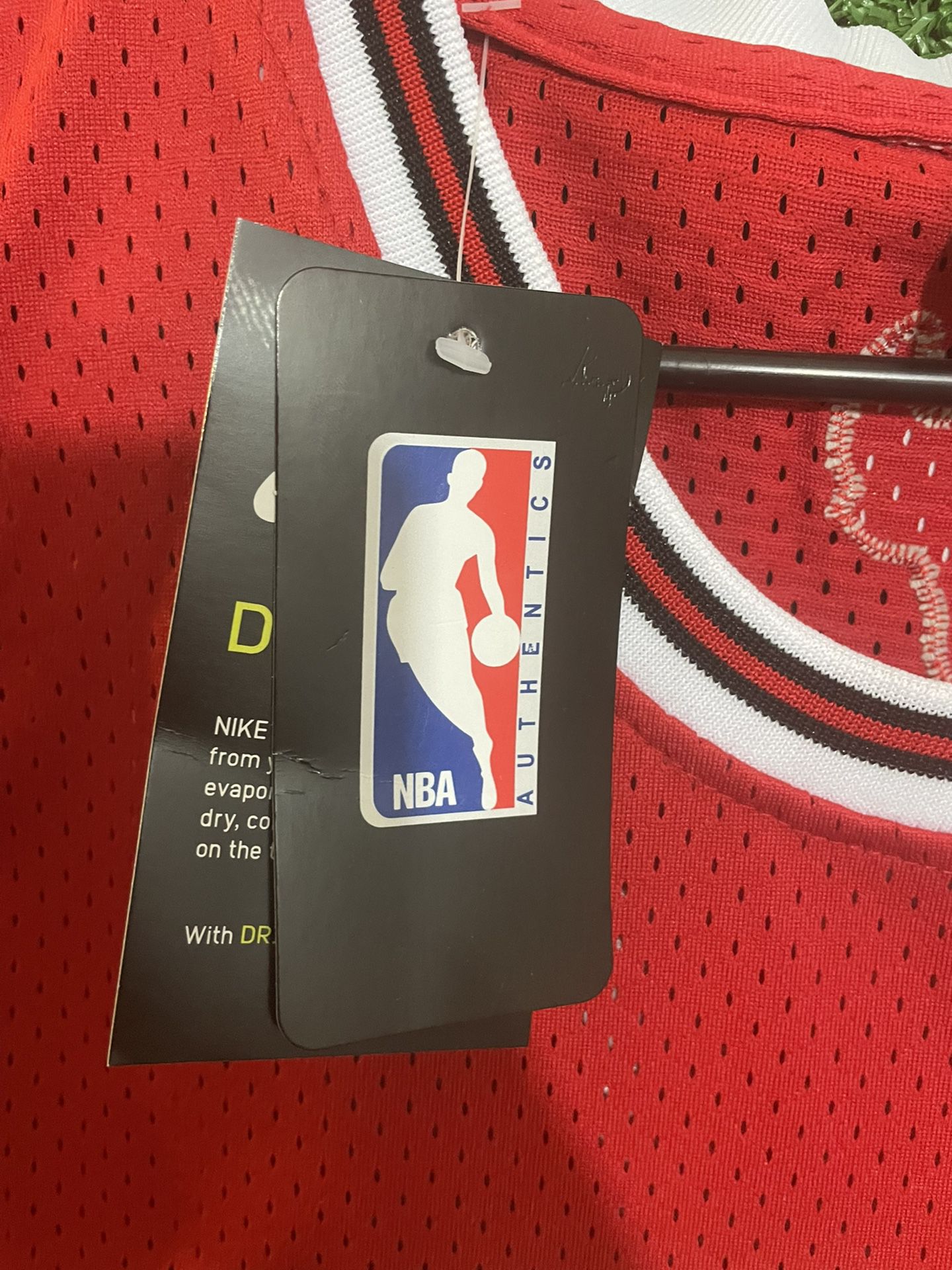 Chicago Bulls Size M MICHAEL JORDAN #23 ROAD GHOST Jersey W/INDIVIDUAL  LETTERING! UNUSED MINT CONDITION! for Sale in Stickney, IL - OfferUp