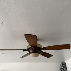 Hampton Bay Fan And Light With Remote Control