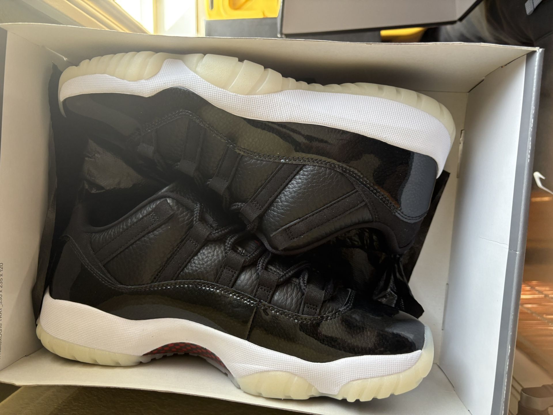 Jordan 11 “72&10” 