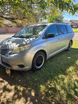 2015 Toyota Sienna