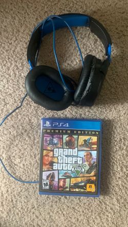 PS4 Game & Headphones