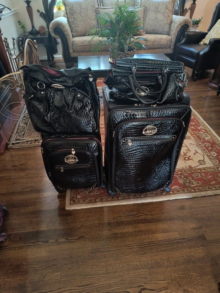  Luggage Bags
