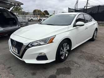 2020 Nissan Altima