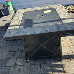 30in Hampton Bay Crossridge 50000 btu Outdoor Fire Pit