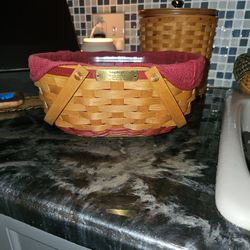 Longaberger Appreciation Basket With Protector And Liner 