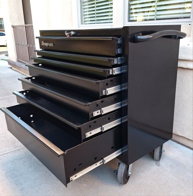 Snap On 40" Seven-Drawer,KRA Series Rolling Tool Box
