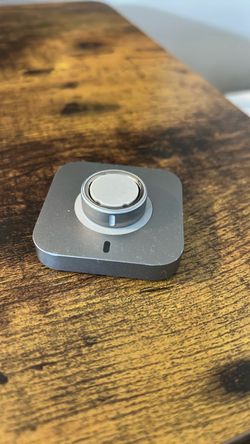 Oura Ring 4 – Brushed Silver – Size 7 – Like New