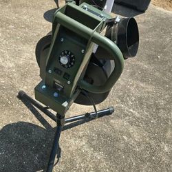Atec M1 Softball Pitching Machine 