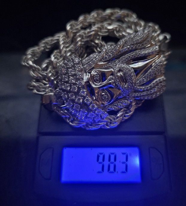 Rope Chain With Jesus Piece