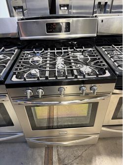 Frigidaire Stainless steel 5 burner range stove