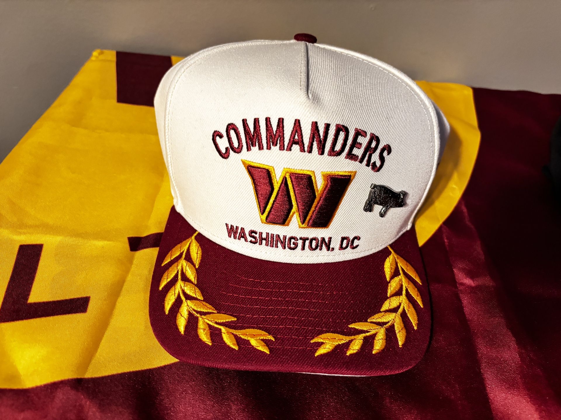 NEW COMMANDERS 25’ DRAFT HAT 7 3/4