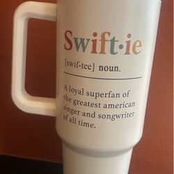 New large Taylor Swift tumbler 40 oz. Swiftie logo. White. Great gift! 