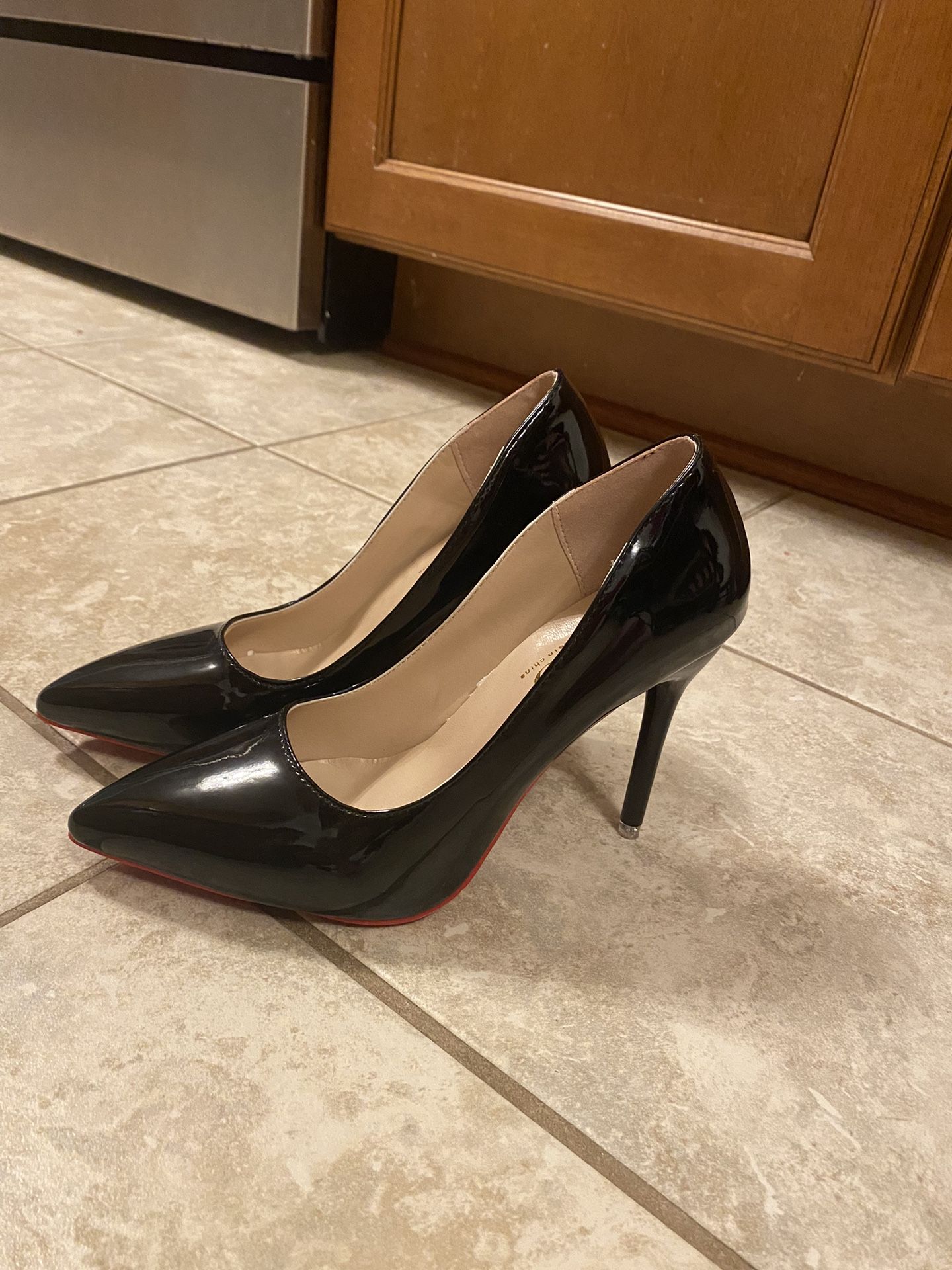 New Heel Shoes 38 Size ( US Size 8)