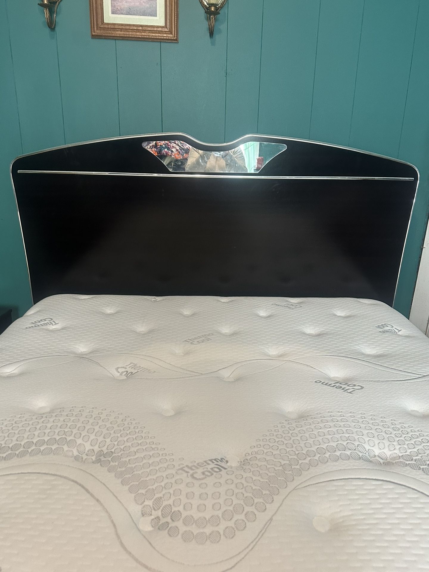 Queen Bedroom Suite