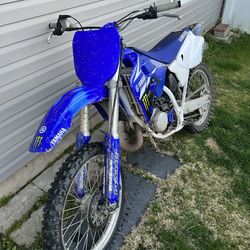 2000 Yz125