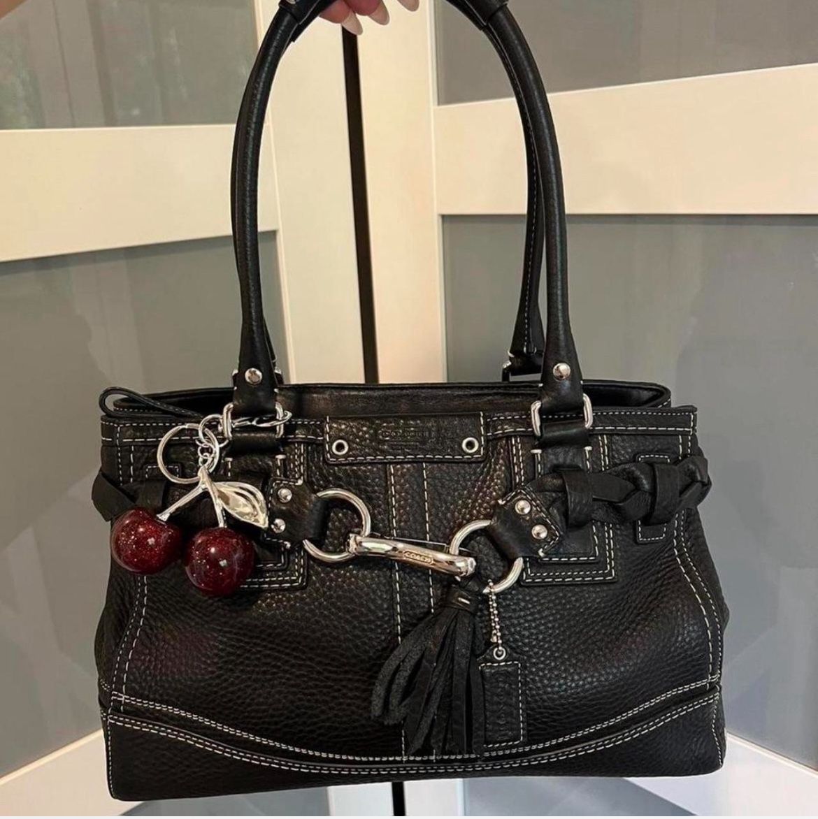 Vintage coach pebbled leather Hampton braided shoulder bag