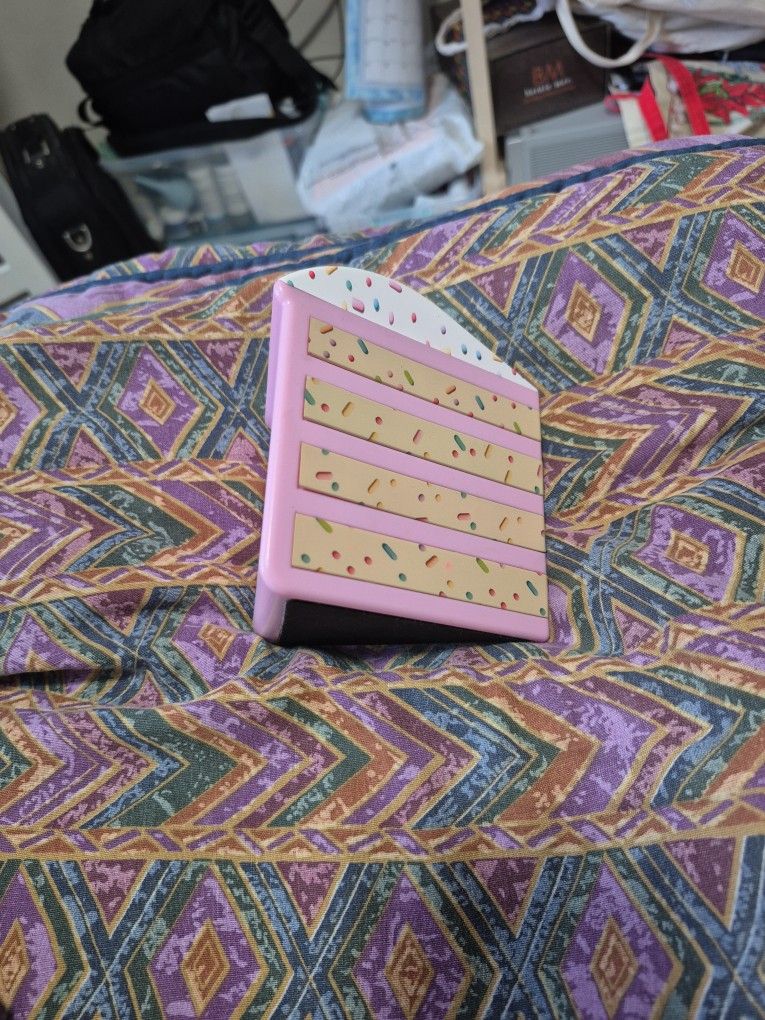 Bluetooth Speaker $1