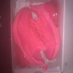 Women’s Shoes 