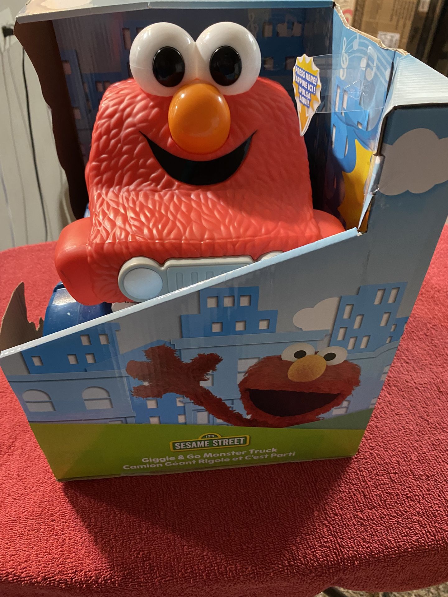 Sesame Street Giggle & Go Monster Truck