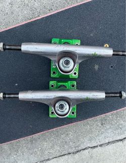 thunder trucks