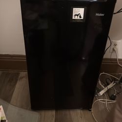 Haier Mini Fridge 