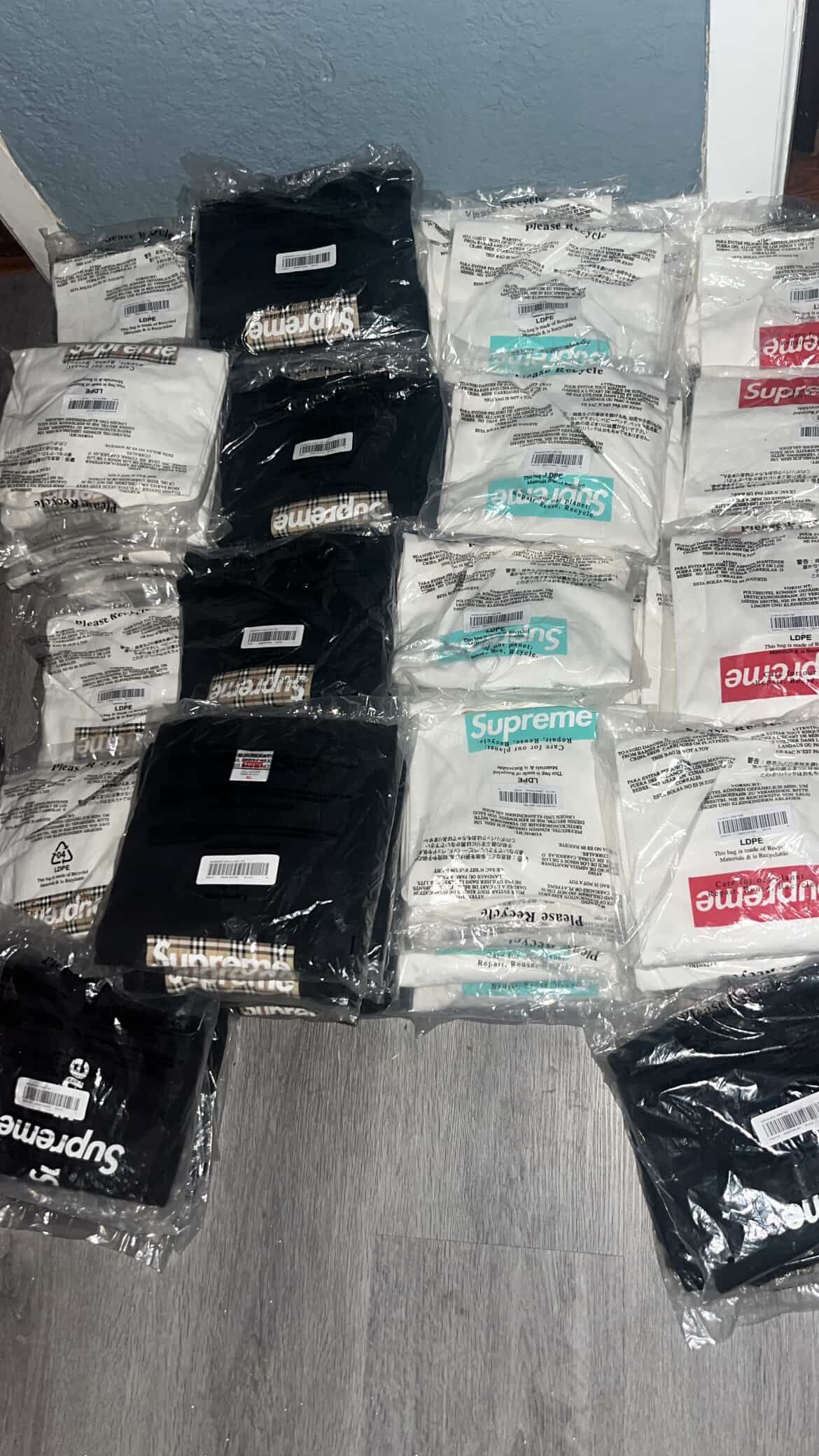 Supreme Box Logos Tshirt