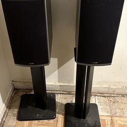Polk Audio Speakers W/stand 