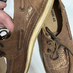 Tank 45 Women’s Shoes Size 9