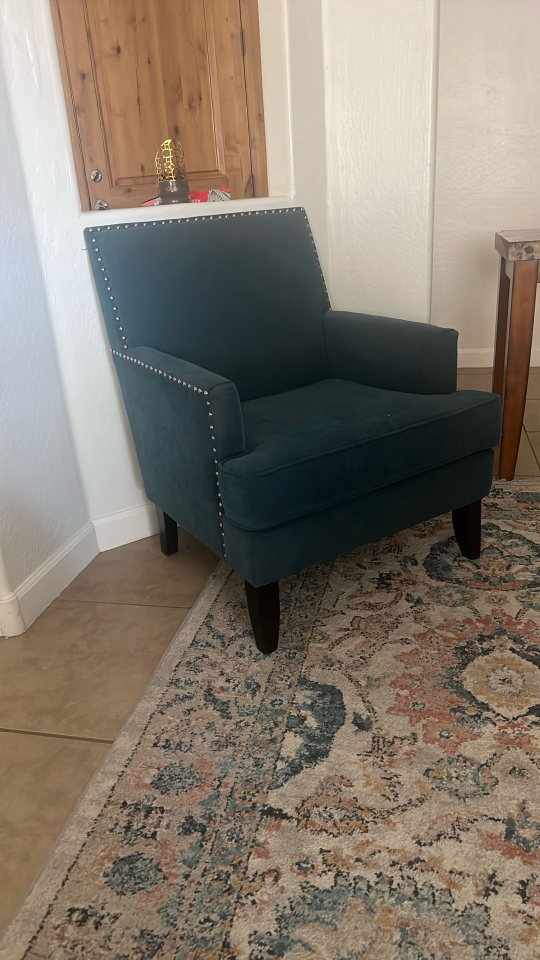 Accent Chairs