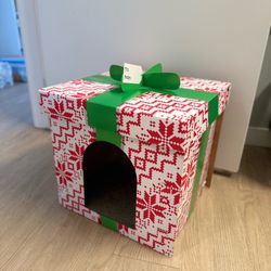 Christmas gift box cat house