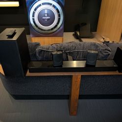 LG SN7R 5.1.2 Surround Sound with Meridian