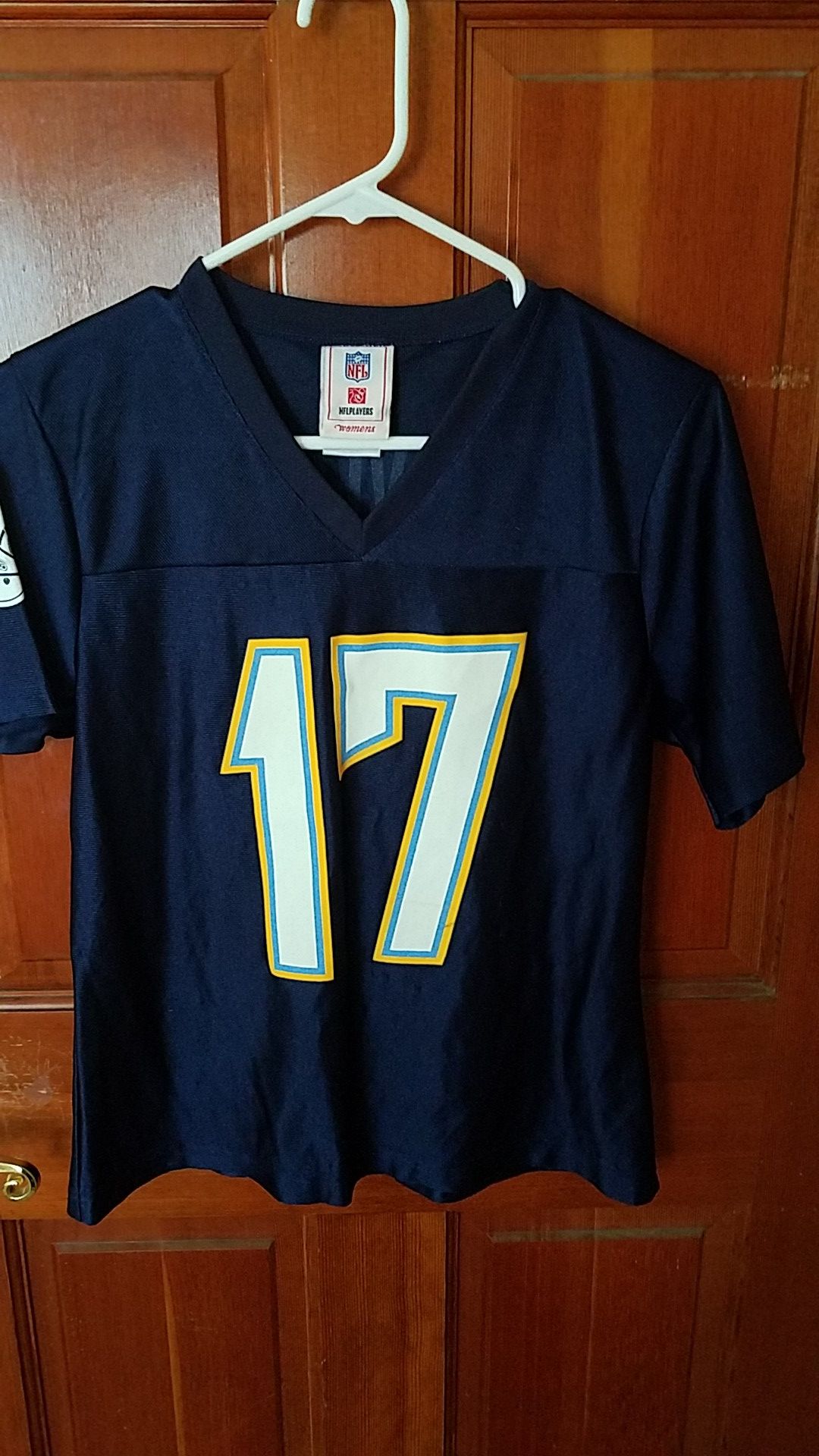Womens nfl Chargers shirt S