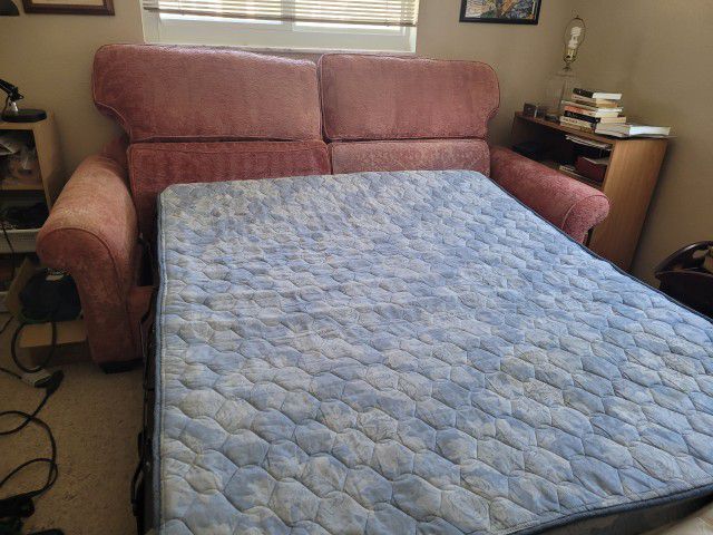 Queen Pull Out Couch Sofa With New Mattress 