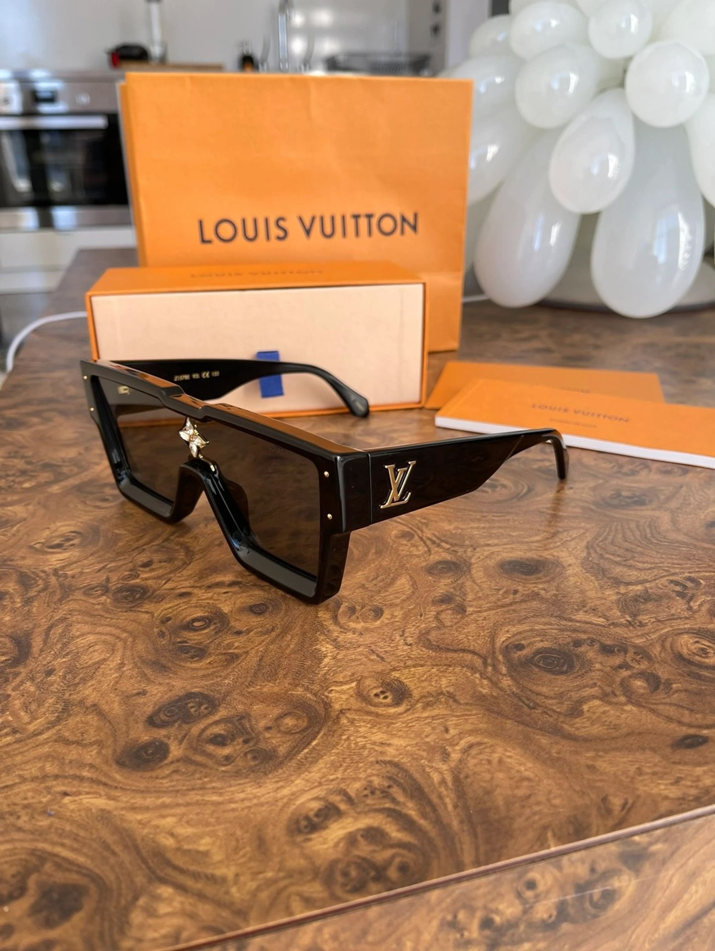 Louis Vuitton Cyclone Sunglasses 