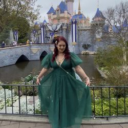Green Vintage Lace Up Dress Puff Sleeves