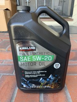 Kirkland full Synthetic 5W-20 Motor Oil 