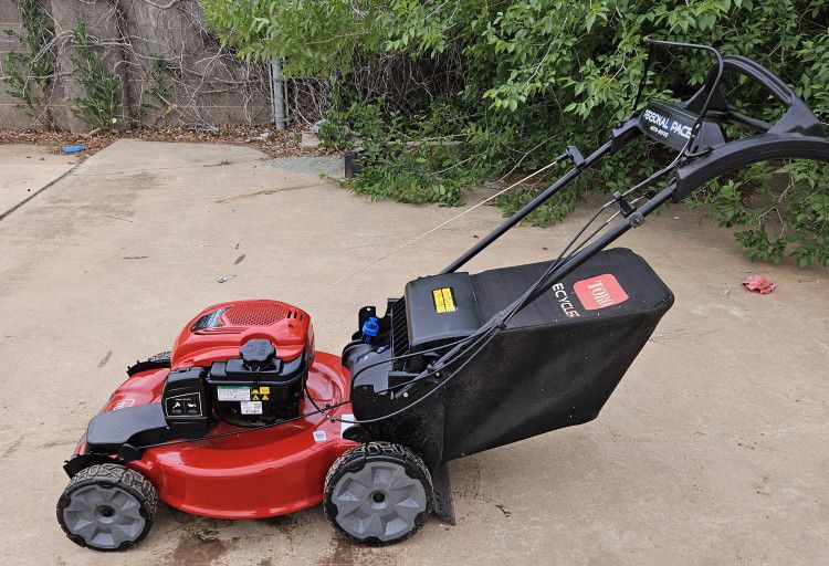 Toro Recycler 22 in. All-Wheel Drive Personal Pace Variable Speed Gas Self Propelled Walk Behind Mower

