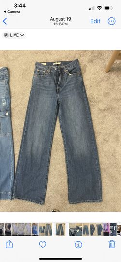 Women’s EUC Pac Sun Levi’s