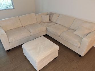 New 99x99 sectional couch with ottoman / free delivery