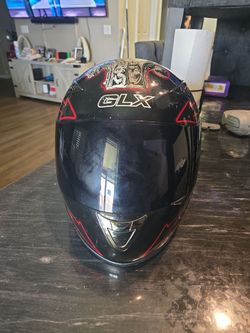 Motorcycle helmet