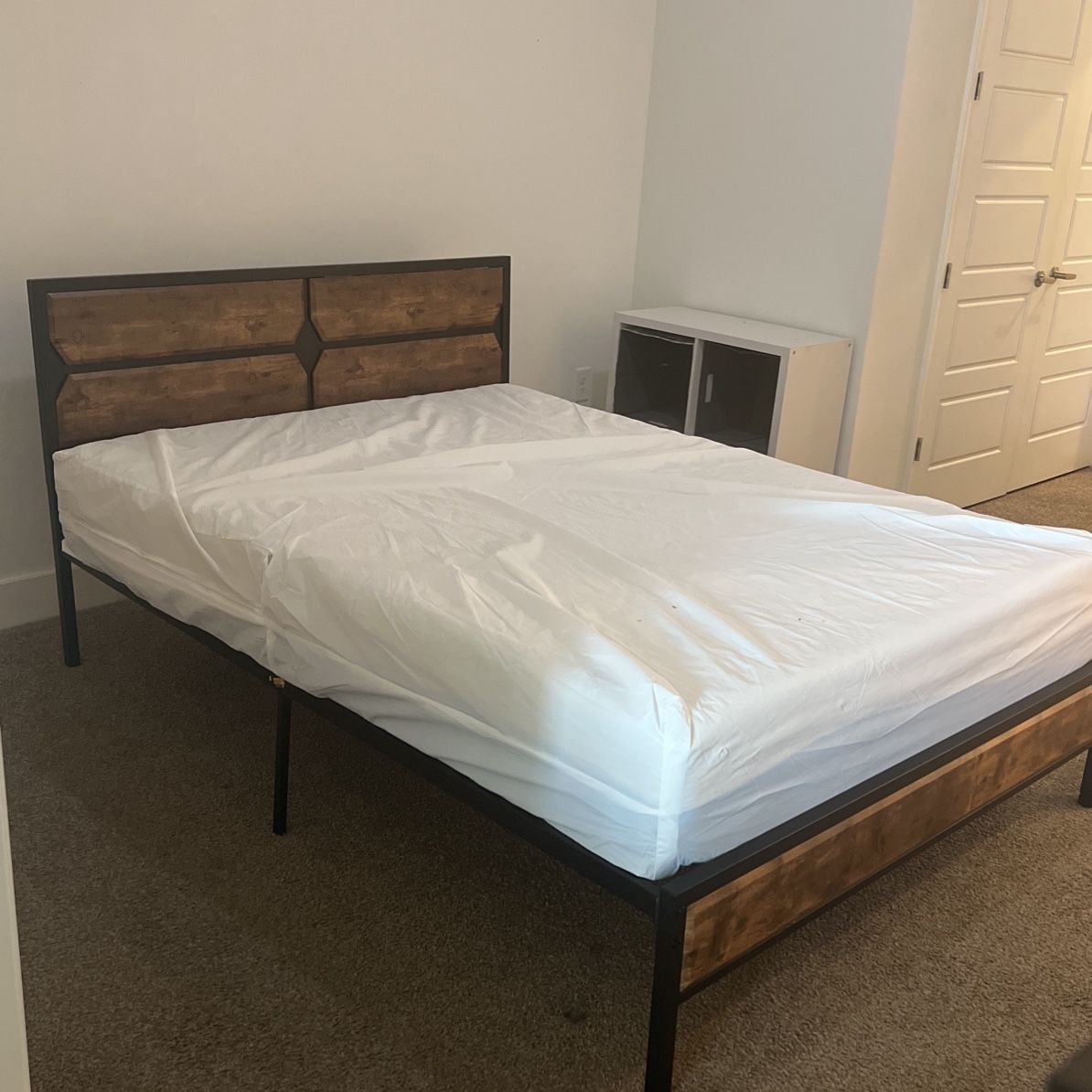 Mattress And Bed Frame 
