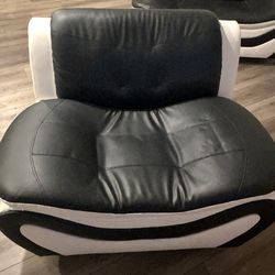 3 piece black & white couch set