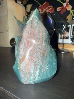 🌿 Polished Moss Agate Flame / Freeform – Beautiful Emerald Green